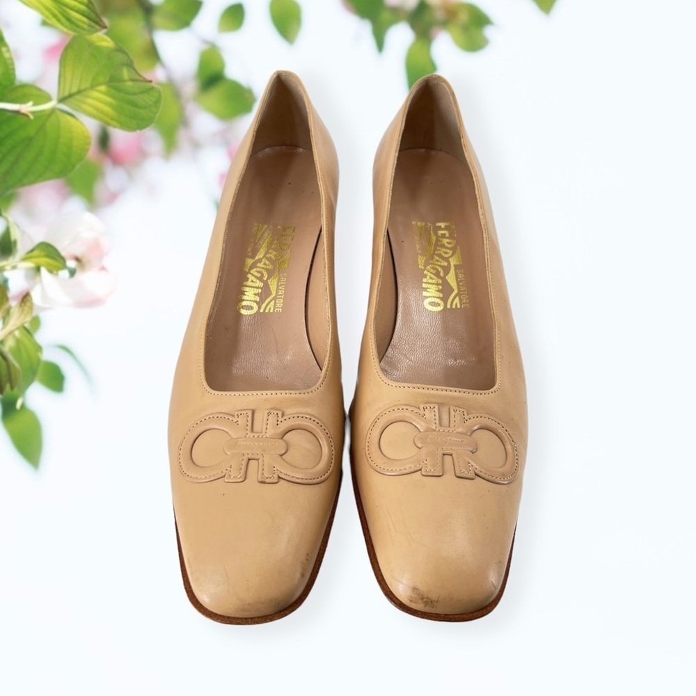 SALVATORE Ferragamo Pumps - Picture 5 of 10